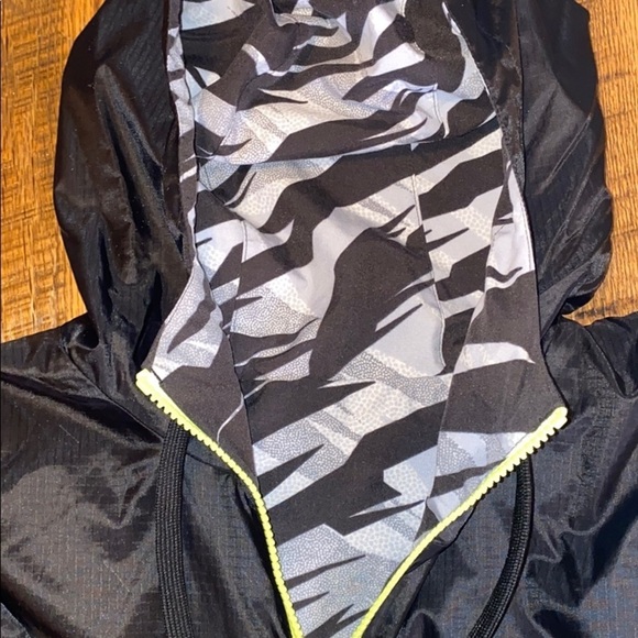 Lined basketball Adidas windbreaker - Picture 4 of 7